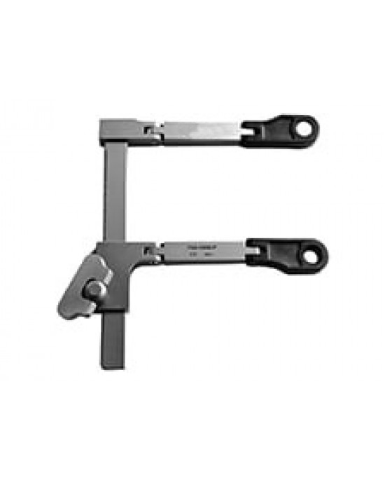 Transverse Retractor Frame With Peek Connector